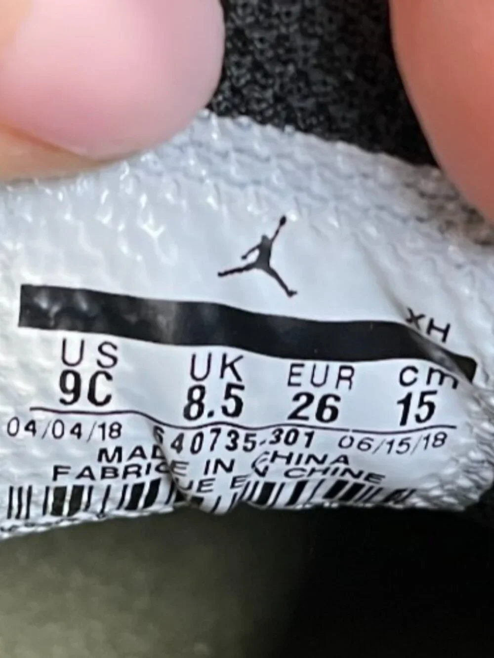 Nike Air Jordan 1 Mid Boys Size 9C‎ Green Black Athletic Leather Shoes Sneakers